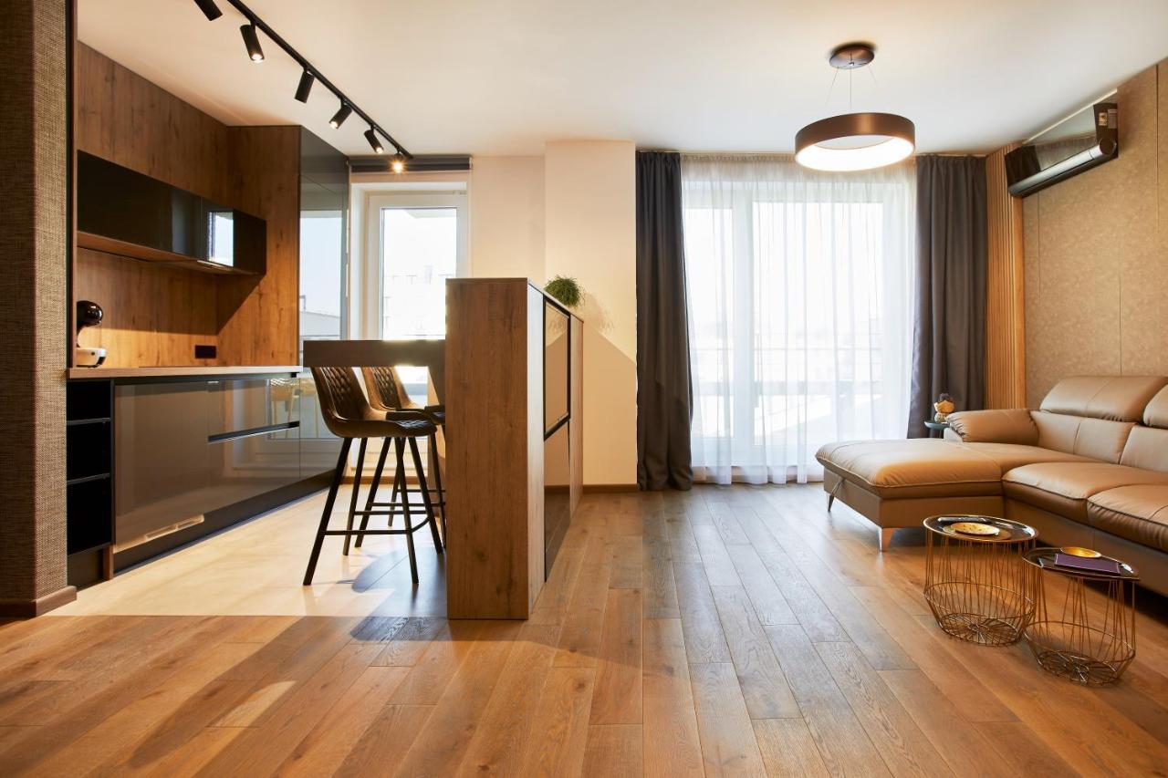 Promenada Studios Брашов Екстер'єр фото